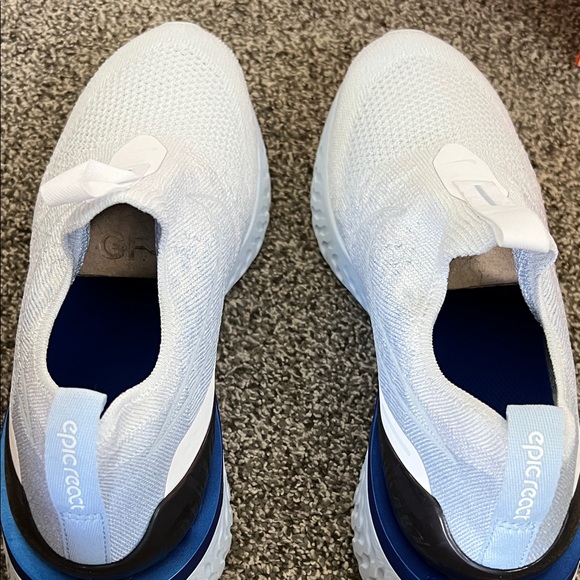 BNWT Nike Epic Phantom React White/Hydrogen Blue Women’s Running Slip-On Shoes - Picture 6 of 9